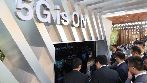 رئيس جنوب إفريقيا سيريل رامافوسا:  ندعم عملاق التكنولوجيا الصيني هواوي