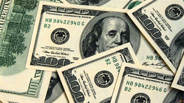 استقرار الدولار في 31 بنكًا بختام تعاملات الأربعاء