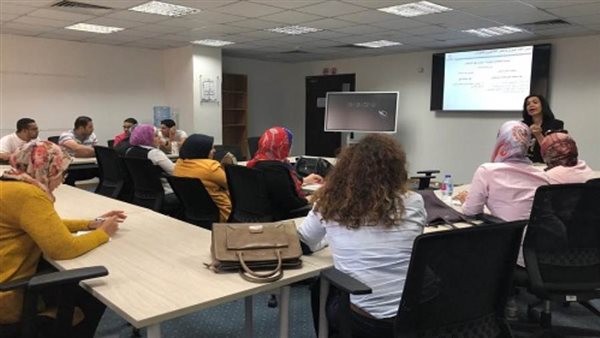 المعهد المصرفي ينظم محاضرة للصحفيين الاقتصاديين بعنوان 