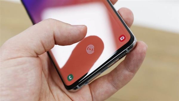 “سامسونج” تطلق تحديثًا لإصلاح مشكلة  البصمة في  “Galaxy S10” و”Galaxy Note 10”