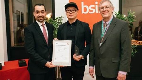 هواوي تحصد أول مجموعة في العالم من شهادات معيارISO/IEC27001 لحماية البيانات الشخصية وأمن المعلومات من المعهد البريطاني للمعايير 