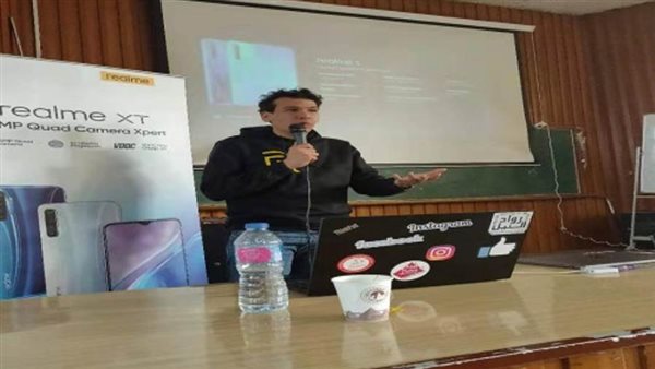 احتفالا بنجاحها في السوق المصري ..  “realme” تعقد ندوة تعريفية لشباب جامعة القاهرة 