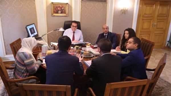 وزير التعليم العالى يستقبل الرئيس التنفيذى لهواوي  لتعزيز سبل التعاون المشترك بين الجانبين