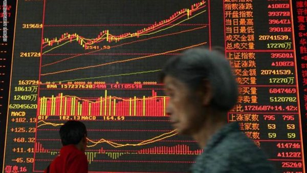 بلومبرج:  أثرياء العالم فقدوا 444 مليار دولار في أسبوع بسبب كورونا