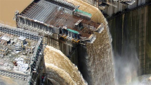 السيسي: مياه النيل قضية وجودية لشعب مصر ونرفض الإجراءات الأحادية في سد النهضة