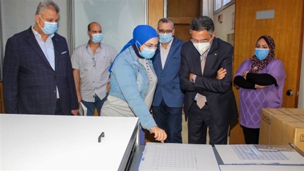 رئيس البريد يتفقد مركز بطاقات الدفع الالكتروني ومطابع البريد