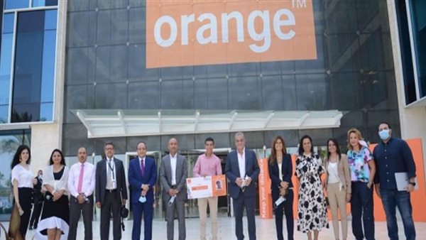  اورنچ مصر تكرم 