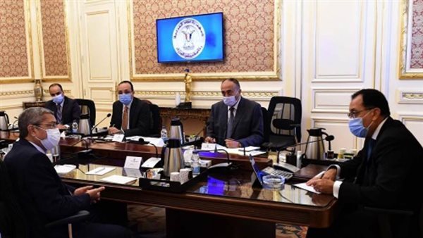 رئيس الوزراء يلتقى مسئولى مجموعة العربي لإستعراض الاستثمارات الجديدة وخطط المجموعة للتوسع