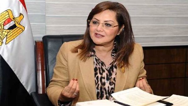 وزيرة التخطيط المصرية: تأسيس شركة وطنية لصناعة السكك الحديدية يدعم الاقتصاد