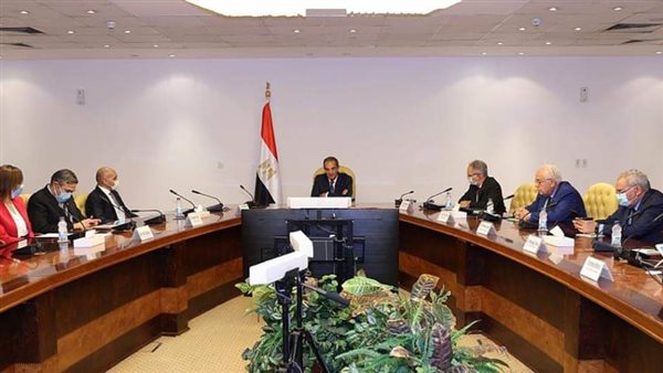 وزير الاتصالات يشهد توقيع اتفاقية تعاون بين 