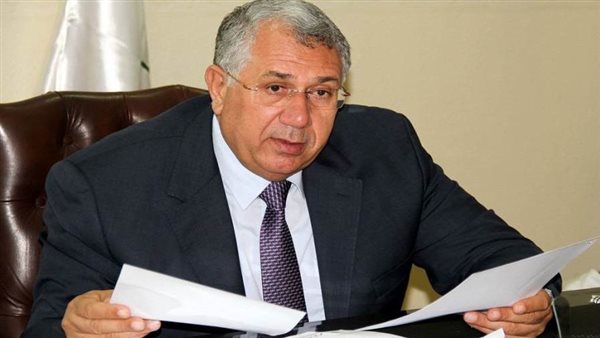 وزير الزراعة المصري يعتمد 60 مليون جنيه لتشغيل 42 مركزًا لتجميع الألبان