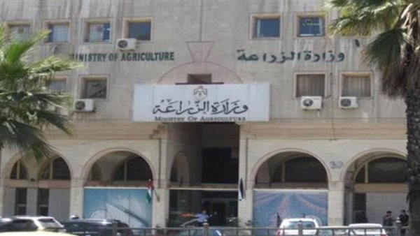 الزراعة تبحث مع البنك المركزي ضخ مليار جنيه تمويلات جديدة بمشروع البتلو