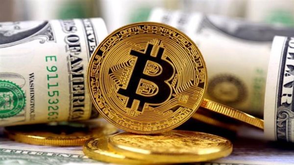 بيتكوين تسجل رقمًا قياسيًا وتكسر حاجز 62 الف دولار