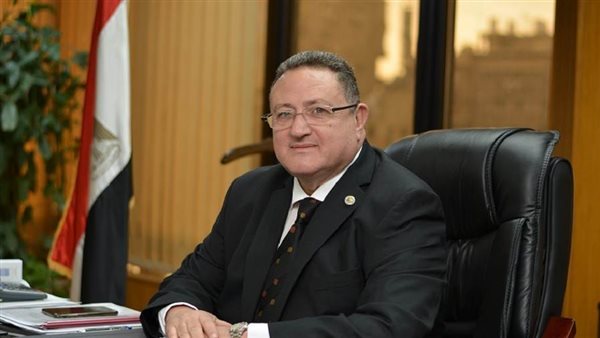 مدحت قمر: فروع البنك العقاري بقطاع غزة تعود للعمل اليوم بشكل طبيعي