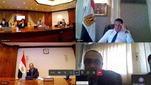 وزيرا التعليم العالي والاتصالات وتكنولوجيا المعلومات يتابعان تنفيذ المشروعات المشتركة بين الوزارتين