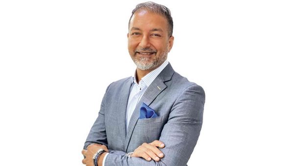 علي عمران: ضرورة تعزيز الشراكات بين البنوك وشركات التكنولوجيا المالية في ضوء التحول الرقمي 