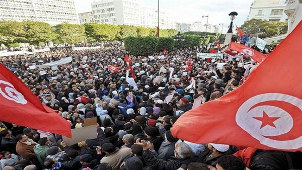 تونس.. احتجاجات تطالب بإسقاط الحكومة ومحاسبة الغنوشي