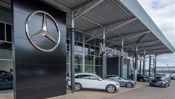 مرسيدس تتسلم أرض «قناة السويس» وتبدأ التشغيل خلال عام