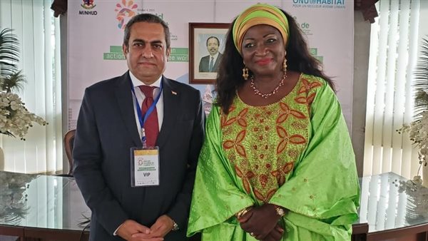 خالد عباس يلتقي وزيرة الإسكان الكاميرونية.. ويشيد بحجم أعمال «المقاولون العرب»