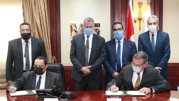 تعاون بين جهاز تنمية المشروعات والجامعة الأمريكية لتعزيز ريادة الأعمال للشباب