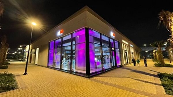 «توبي» تضئ فروعها باللون الوردي خلال شهر أكتوبر 