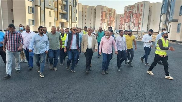 مسؤولو الإسكان يتفقدون المرحلة الأولى بمبادرة «سكن لكل المصريين» بحدائق العاصمة