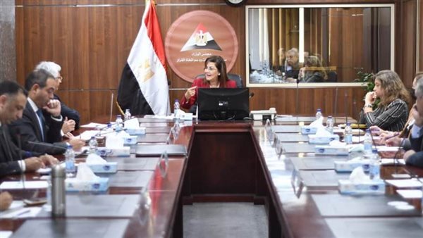 وزيرة التخطيط والتنمية الاقتصادية تبحث سبل التعاون مع وفد البنك الدولي