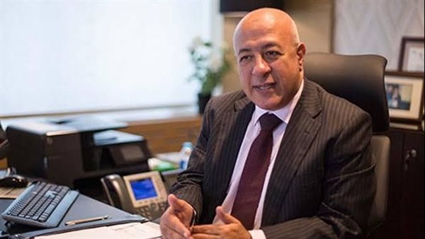 أبو الفتوح: الخدمات المصرفية الرقمية على رأس أولويات البنك الأهلي