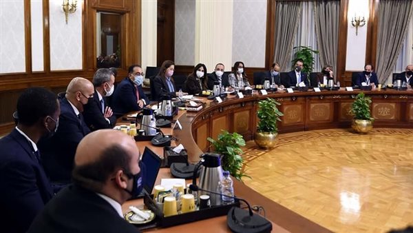 مدبولي يبحث فرص جذب الاستثمارات الأجنبية مع ممثلي 29 مؤسسة مالية واستثمارية