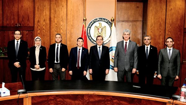 بروتوكول تعاون بين بتروجت وبكتل الأمريكية فى مجال تدريب الكوادر البشرية