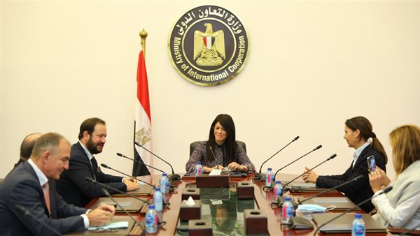 المشاط تستقبل رواد الأعمال السويسريين في إطار تعزيز العلاقات المشتركة بين البلدين