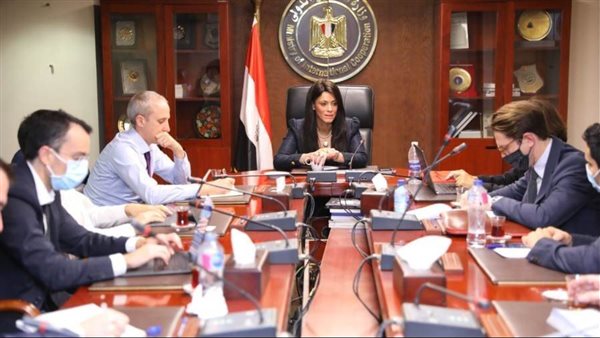 المشاط تلتقي وفدًا من خبراء أسواق المال والاقتصاد الأجانب وممثلي شركة Jefferies