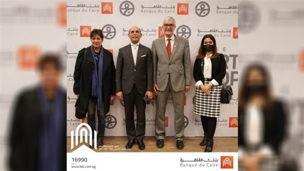 بنك القاهرة يكرم الطلاب أصحاب أفضل 12 لوحة وعمل إبداعي متميز بكلية الفنون الجميلة