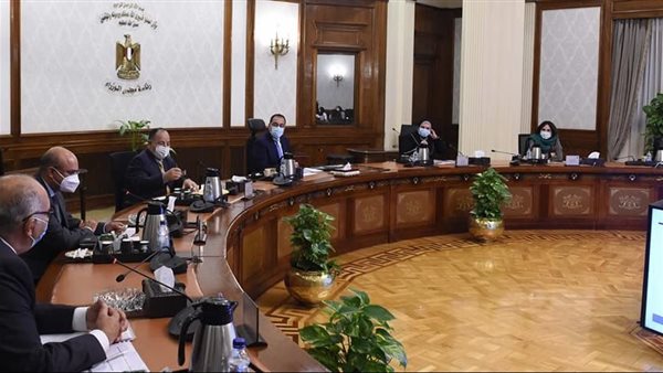 مدبولي يعقد اجتماعًا مع مسئولى شركة «جنرال موتورز» و« مجموعة منصور للسيارات»