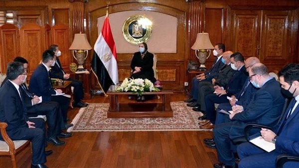 وزيرة التجارة والصناعة تشهد توقيع اتفاقيتي تعاون بين شركة جيوشي ومجموعة شاندونج العالمية 