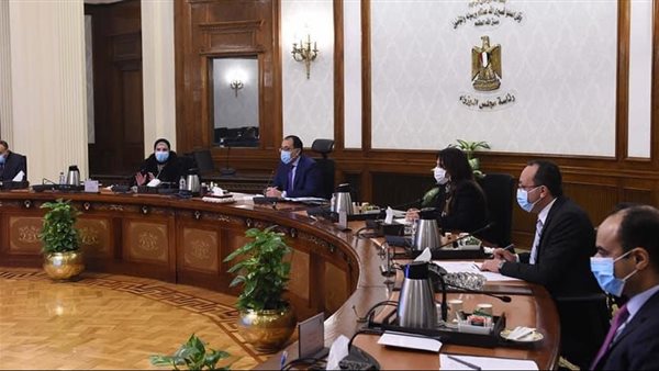 رئيس الوزراء يستكمل متابعة خطوات تنفيذ 100 إجراء مقترحة لتحفيز قطاع الصناعة