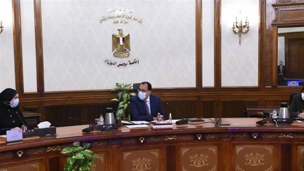 مدبولي: المجمعات الصناعية جزء من توجه الدولة لدفع قطاع الصناعات الصغيرة والمتوسطة