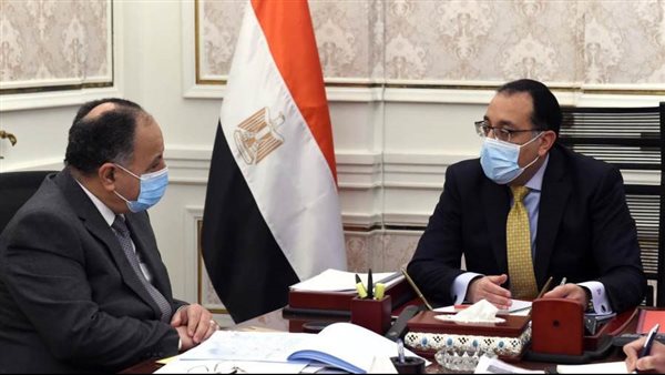 مدبولي يتابع إجراءات إصدار الصكوك السيادية في الأسواق العالمية