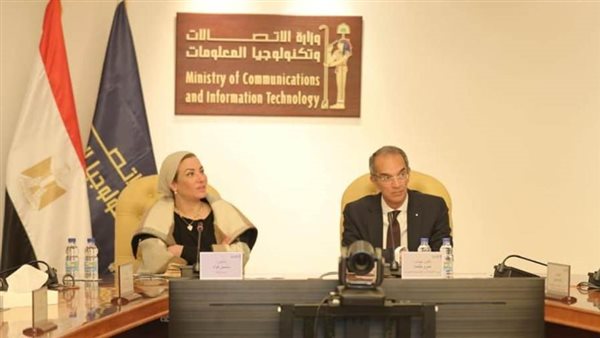 وزيرا البيئة والاتصالات يناقشان استعدادات استضافة مصر لقمة التغير المناخي