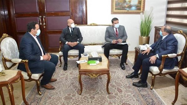 شعرواي يحث «صناع الخير» على مشاركة البنوك للاستفادة من الفرص الاستثمارية بالصعيد