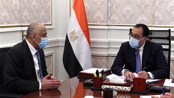 مدبولي يلتقى محافظ البنك المركزى لمتابعة الموقف في ضوء الأزمة الروسية الأوكرانية