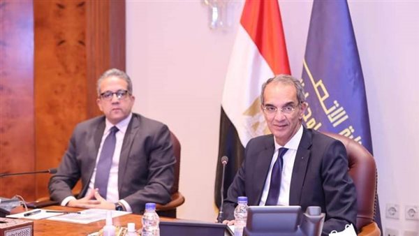 وزيرا الاتصالات والسياحة يتابعان الموقف التنفيذي لرفع كفاءة سرعات الإنترنت بالمنشآت الفندقية