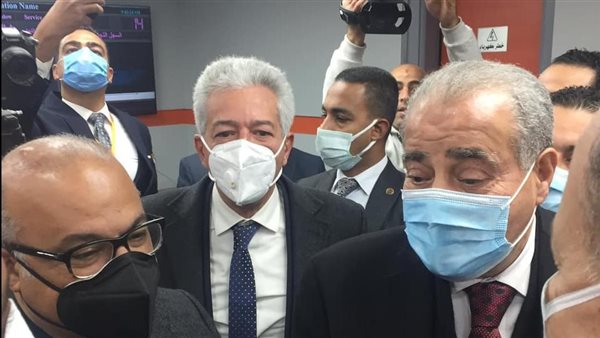بالصور..وزير التموين يفتتح مجمع نموذجي يقدم جميع خدمات الوزارة بمحافظة أسيوط