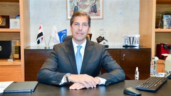 رياض: محافظات الصعيد تستحوذ على 4% من إجمالي تمويلات محفظة الشركات بالبنك الأهلي