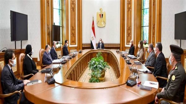 السيسي يتابع خطة الحكومة لبرنامج الطروحات للشركات المملوكة للدولة بحضور محافظ المركزي