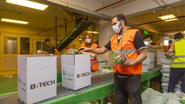 “بي تك” تساهم بـ 10آلاف كرتونة رمضانية بالشراكة مع بنك الطعام