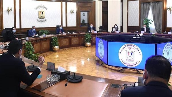 مدبولي يتابع جهود توفير السلع الاستراتيجية ومستلزمات الإنتاج بحضور وكيل محافظ المركزى