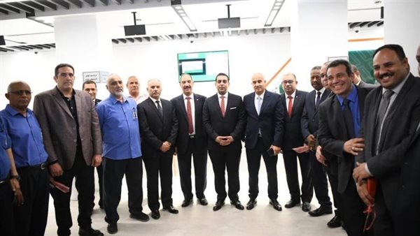 البنك الأهلى المصري يفتتح أحدث فروعه بمجمع الألومنيوم بقنا «صور» 