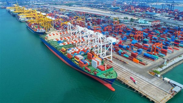 البنك الدولى: موانئ الحاويات في الشرق الأوسط هي الأكثر كفاءة على مستوى العالم