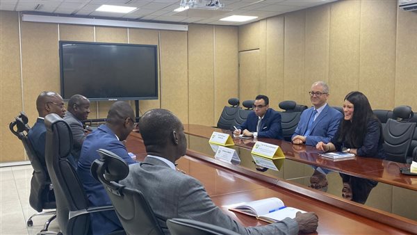 المشاط تبحث تعزيز العلاقات الاقتصادية المشتركة مع وزيري الموازنة والاقتصاد الإيفواريين